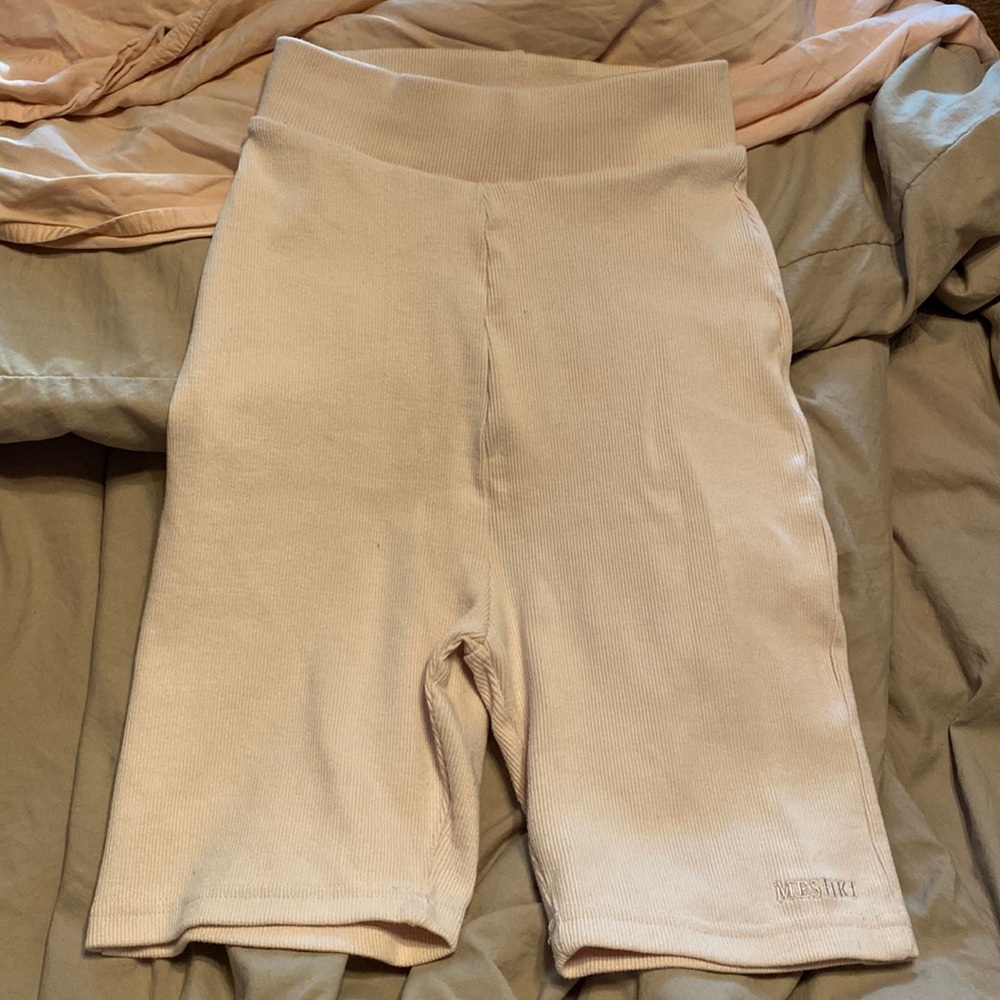 Light (baby pink) SET cropped sweater ribbed biker shorts